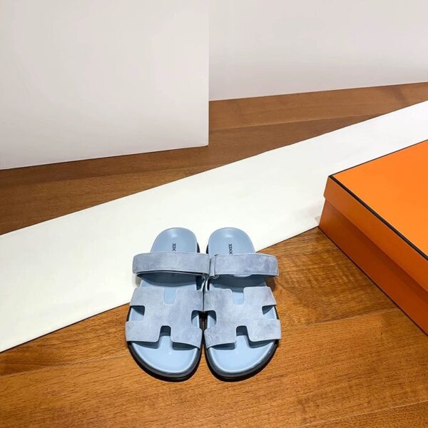 Hermes Chypre sandals - Image 4
