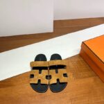 Hermes Chypre sandals - Image 9