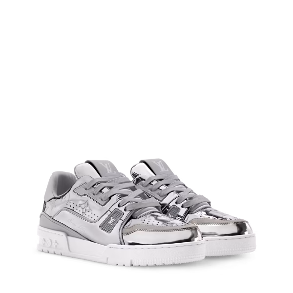LV Monogram Sneaker - Image 4