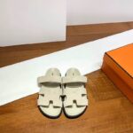 Hermes Chypre sandals - Image 2