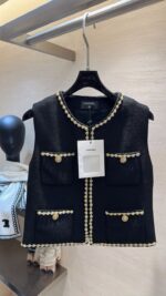 Chanel noir Elegance vest. - Image 3