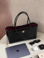 Chanel Croc skin tote bag - Image 4